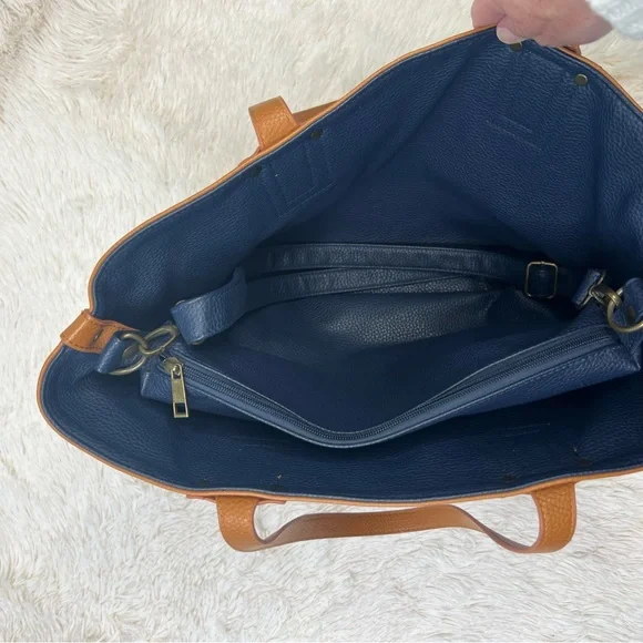 G.H. Bass & Co caramel vegan leather tote bag with navy blue crossbody strap - Picture 10 of 16